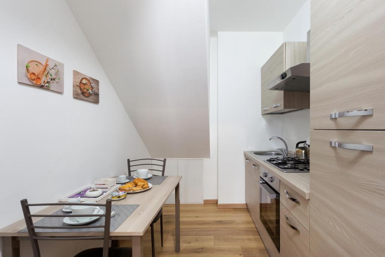 Centre Apartment Grotte Bianche Катания Екстериор снимка